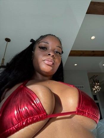 Lisa, 28  female escort, Fort Smith